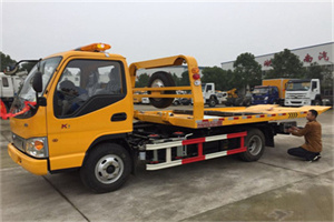 颍泉区哪里有拖车服务